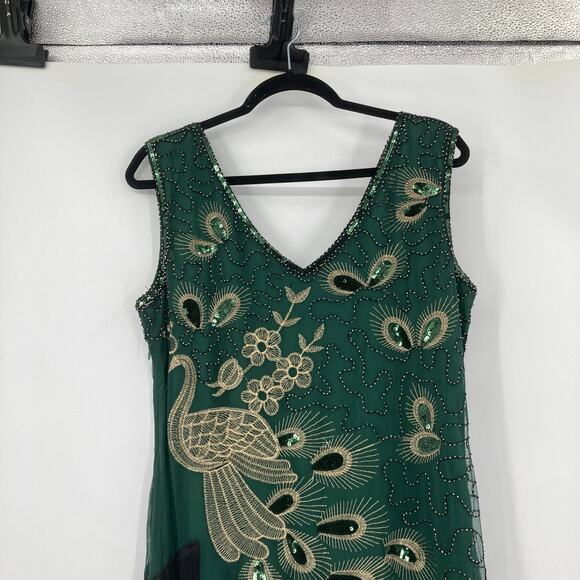 Elegant Black and Green Embellished Mini Dress - Picture 13 of 16